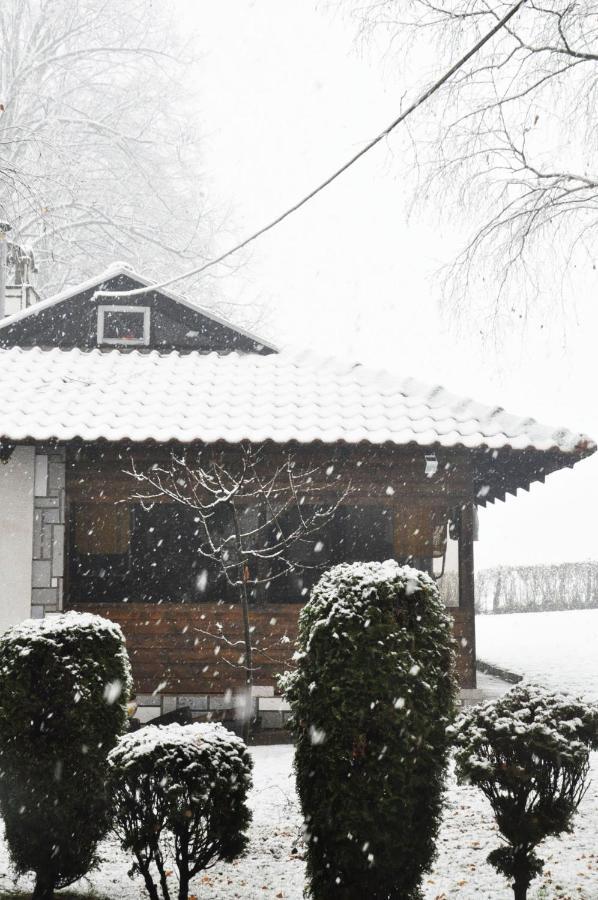 Vikendice Stara Pruga * Gornji Milanovac