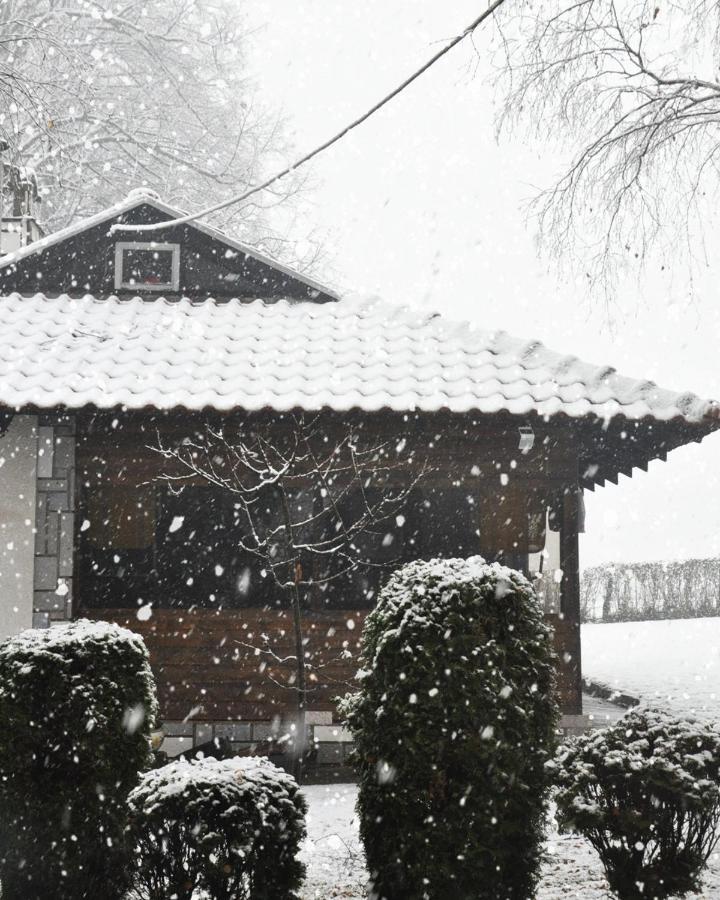 Vikendice Stara Pruga * Gornji Milanovac